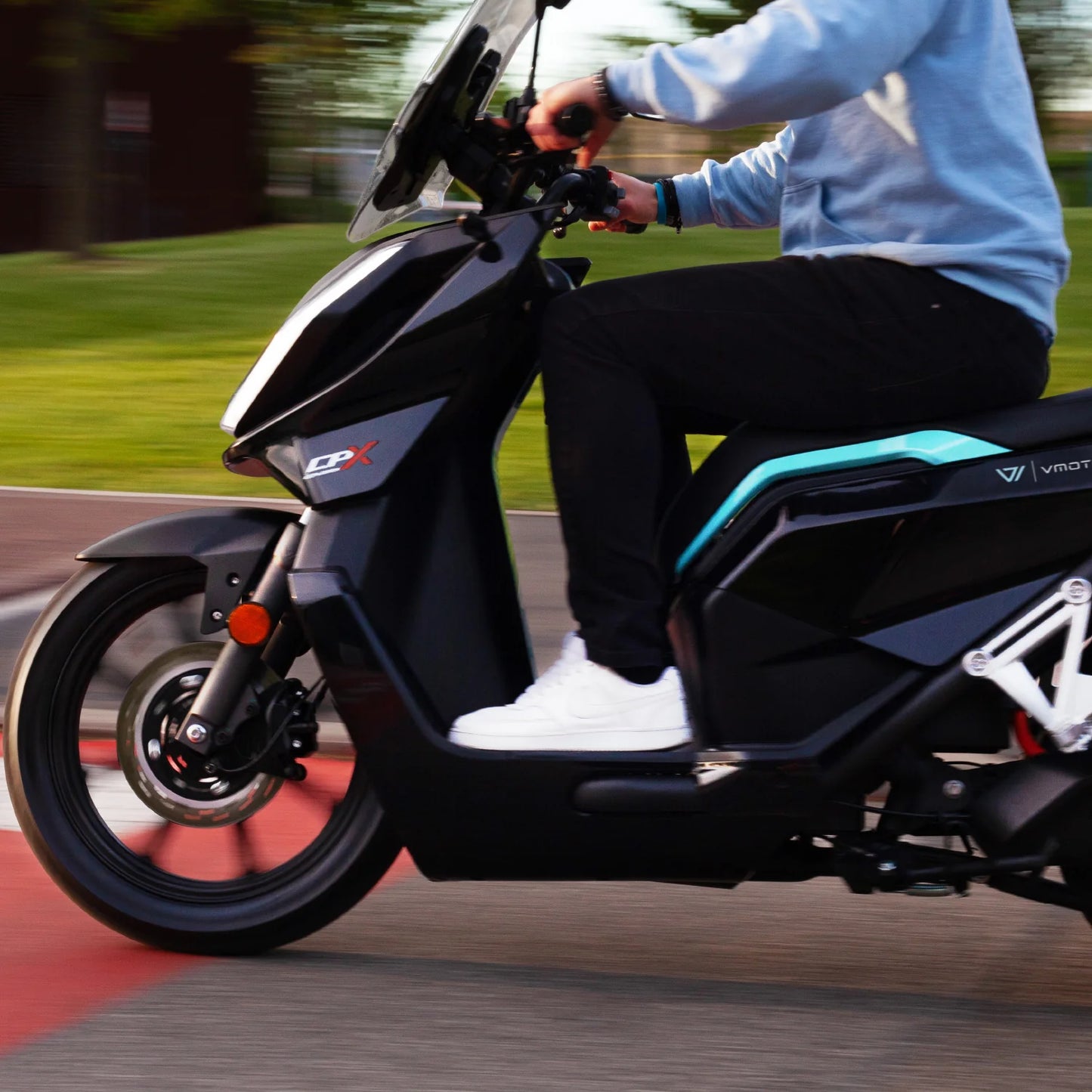 VMOTO CPX Explorer