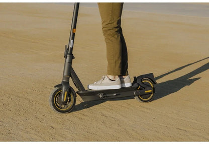 Ninebot KickScooter MAX G2 E by Segway