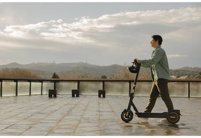 Ninebot KickScooter MAX G2 E by Segway